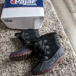 Pajar Canada boots